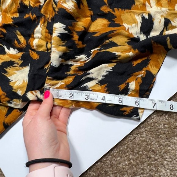 Vintage 80s/90s Elastic Waist High Rise Printed Shorts - Picture 9 of 12